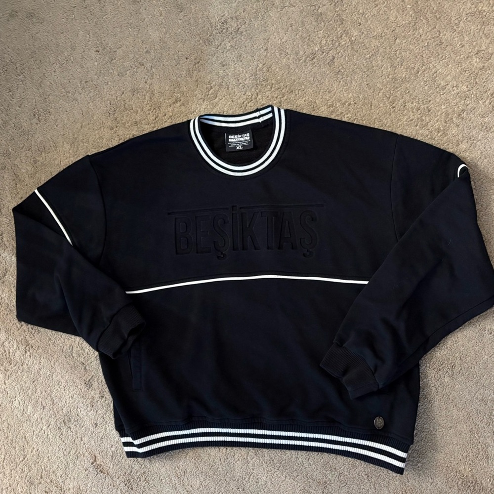 BEŞIKTAŞ Black w White Lines Sweatshirt size XL